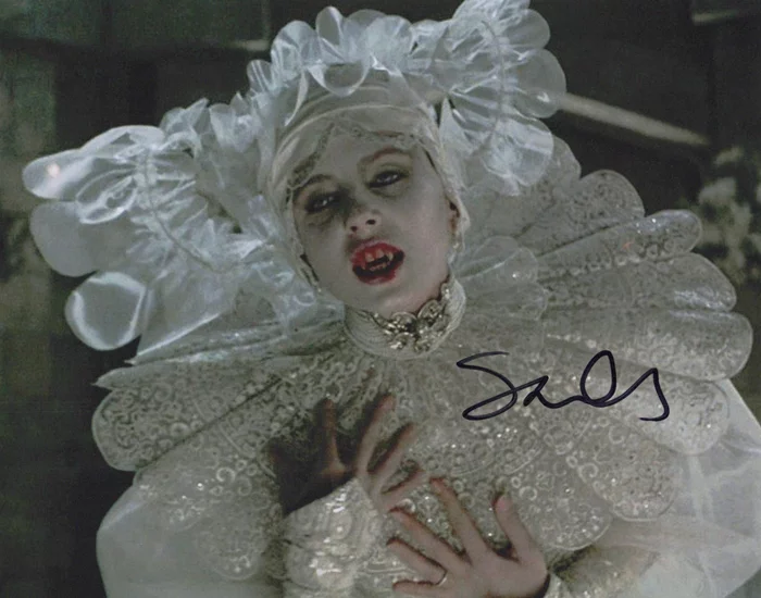 Sadie Frost autograph