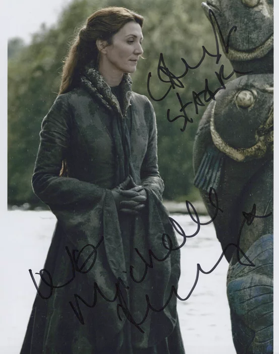 Michelle Fairley autograph