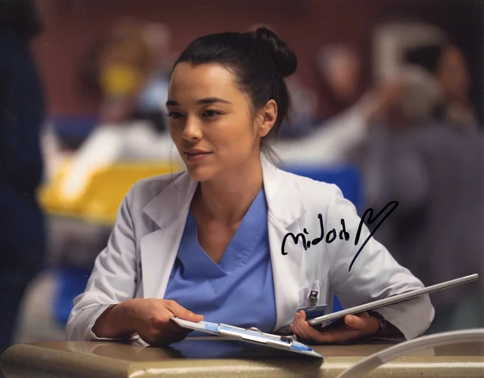 Midori Francis autograph