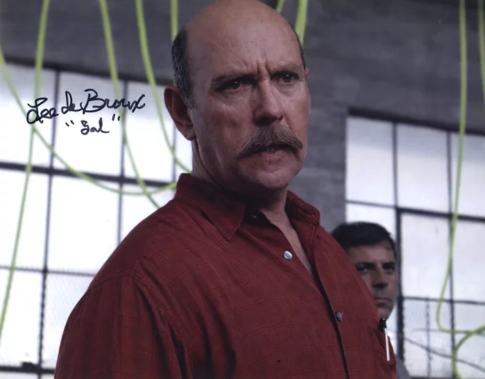 Lee de Broux autograph