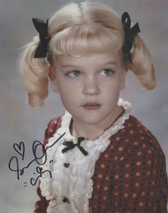 Susan Olsen autograph