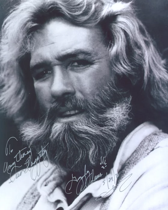 Dan Haggerty autograph