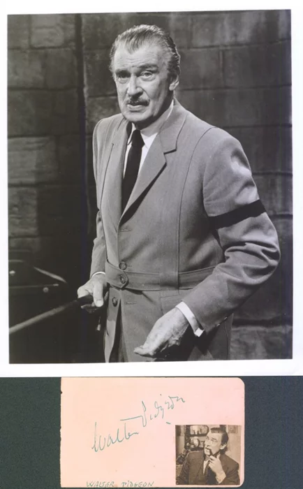 Walter Pidgeon autograph