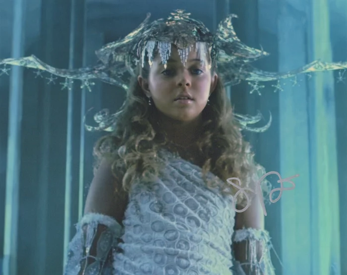 Sasha  Pieterse autograph