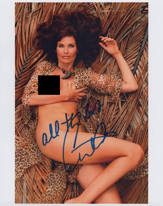 Carol Alt autograph