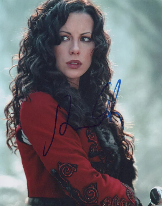 Kate Beckinsale autograph