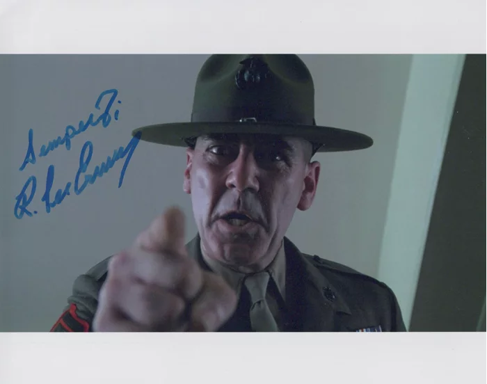 R. Lee Ermey autograph