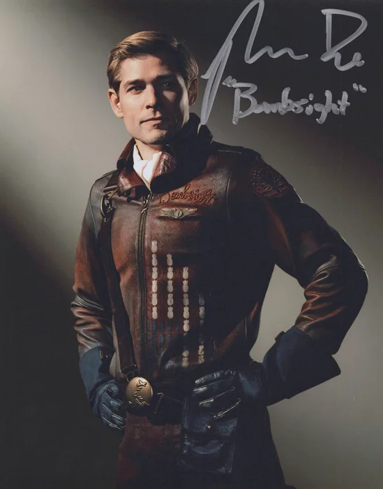 Mason Dye autograph