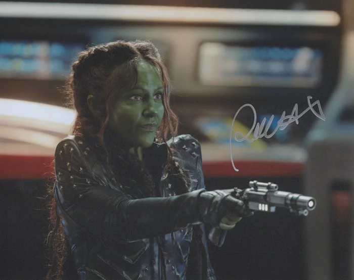 Rachael Harris autograph