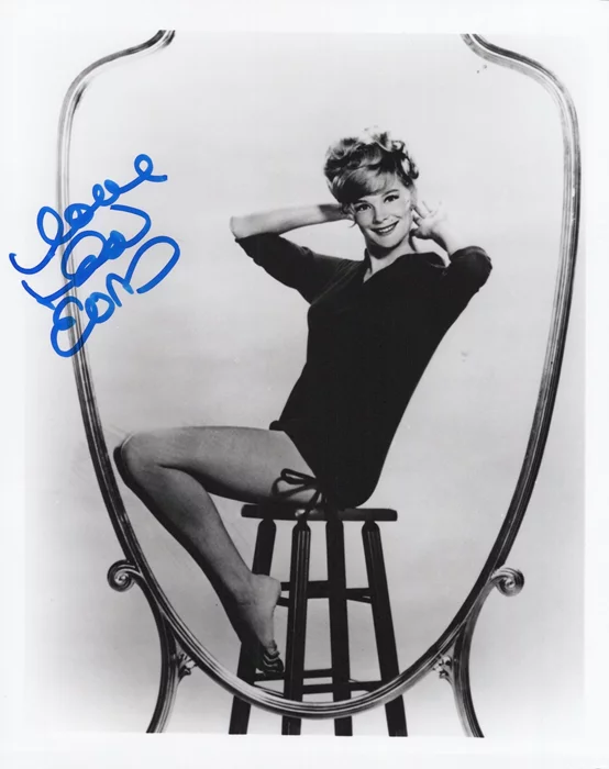 Linda Evans autograph