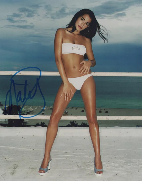 Natalie Martinez autograph