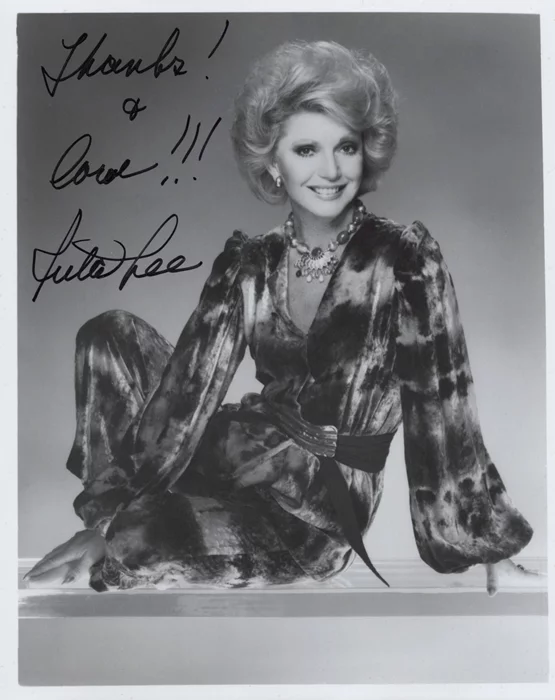 Ruta Lee autograph
