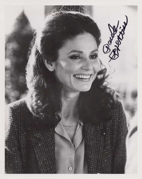 Paula Prentiss autograph