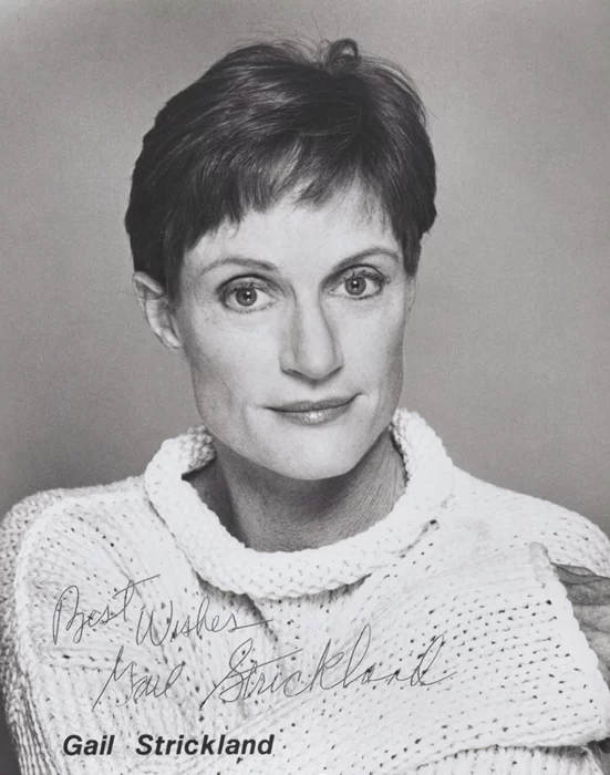 Gail Strickland autograph