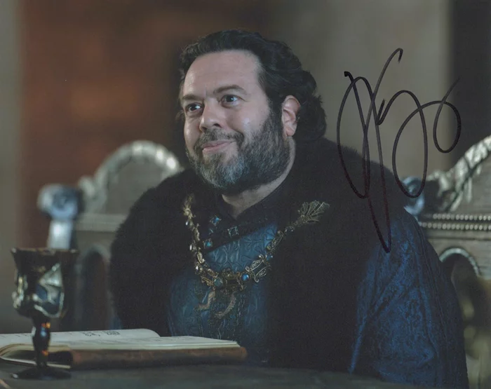 Dan Fogler autograph