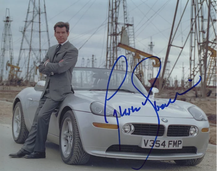 Pierce Brosnan autograph