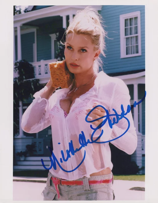 Nicollette Sheridan autograph